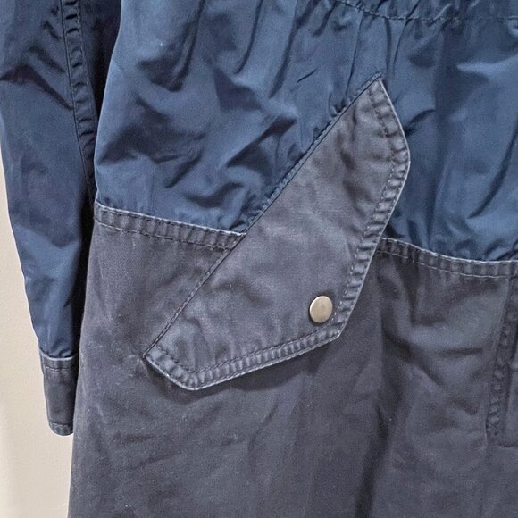 Uniqlo Navy Jacket with Removable Vest Lining - Picture 3 of 9